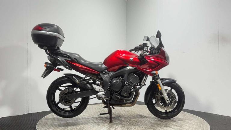 Yamaha FZ FAZER 2006 41K RUNNING COMMUTER PROJECT BIKE 600CC