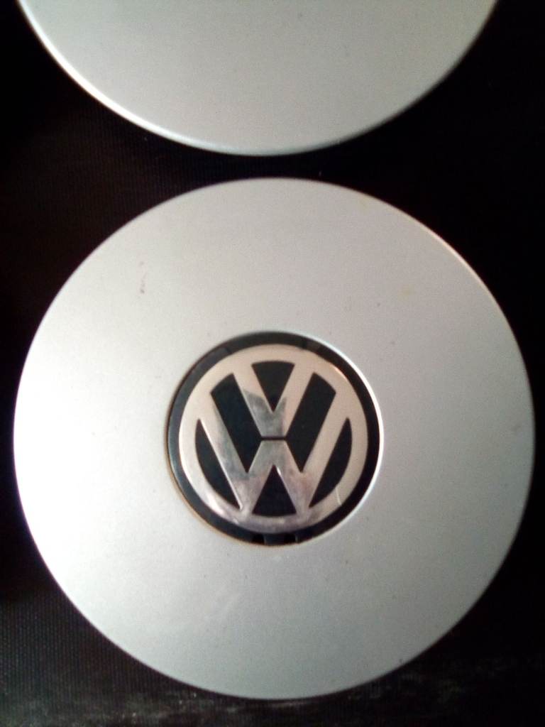 vw centre caps