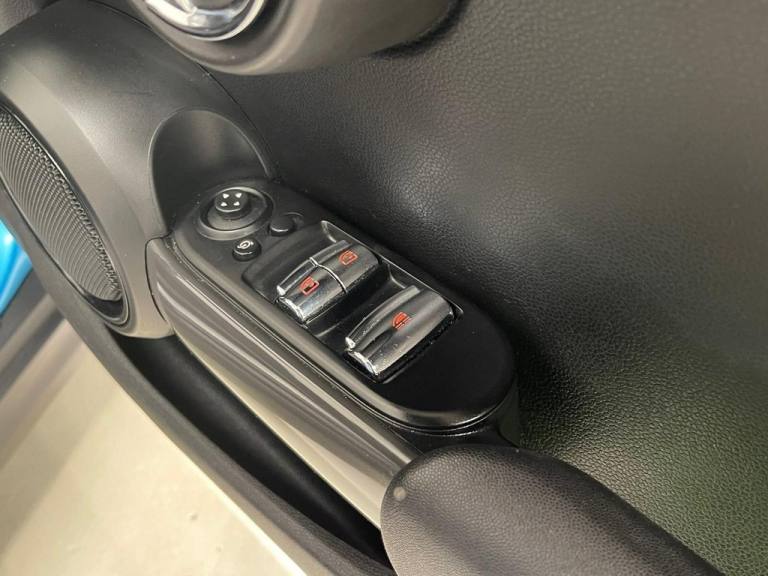 2018 MINI Convertible 1.5 Cooper Convertible 2dr Petrol Steptronic Euro 6 (s/s) (136 ps) Converti...