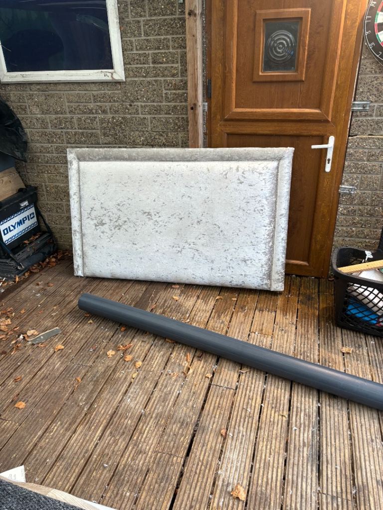 Free kingsize head board 