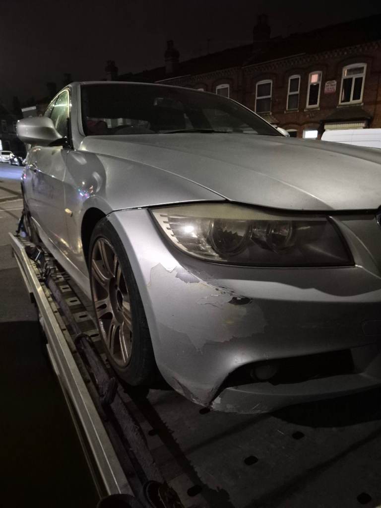 Scrap my car   we buy scrap cars 
