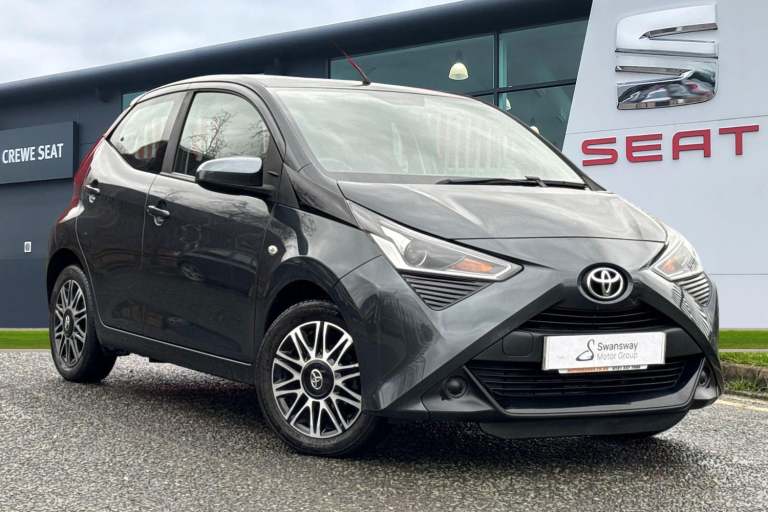 2019 Toyota AYGO 1.0 VVT-i x-play Euro 6 5dr Hatchback Manual