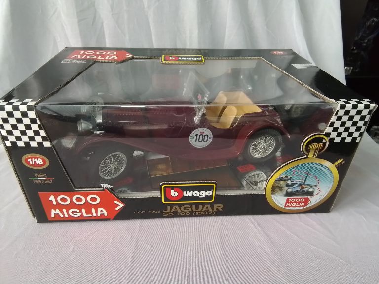 Model Car 1.18 scale