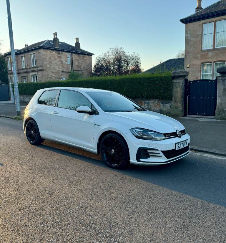 Volkswagen, GOLF, Hatchback, 2017, Manual, 1968 (cc), 3 doors