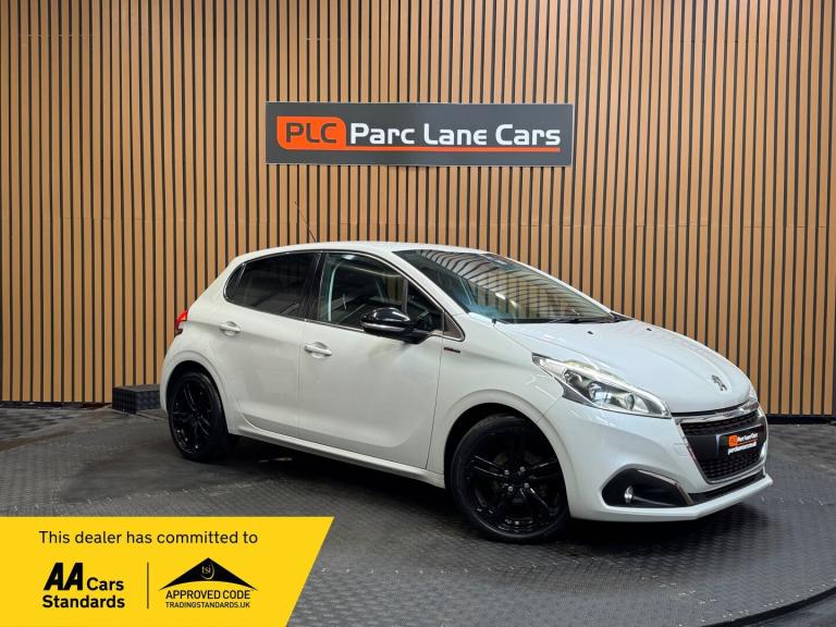 2015 Peugeot 208 1.2 PureTech GT Line Hatchback 5dr - 20 POUNDS ROAD TAX - WET