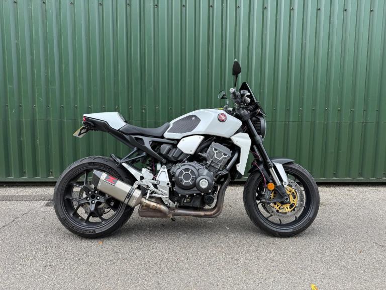 Honda CB1000R Plus Model 2020 White 19k Miles Quick Shifter Heated Grips 