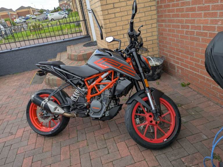 KTM, DUKE, 2022, 125 (cc)