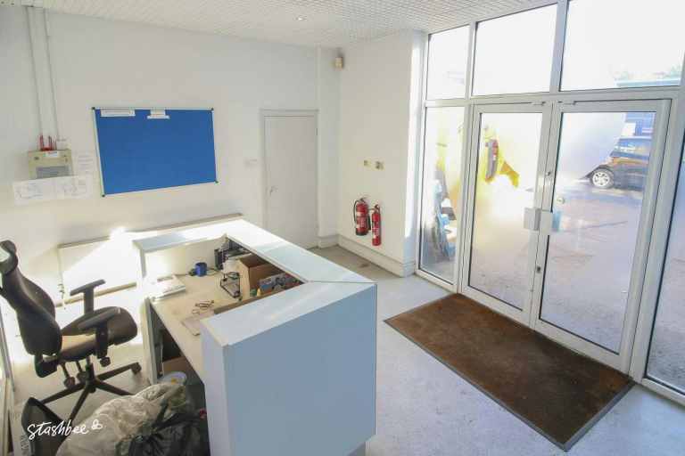 Warehouse to rent in High Wycombe (HP12) | Stashbee