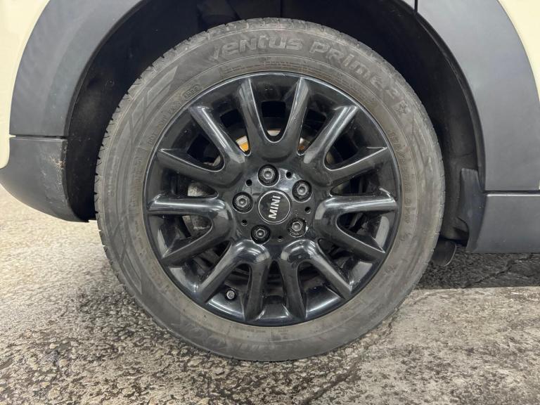 2015 MINI Hatch 1.5 Cooper 5dr HATCHBACK PETROL Manual