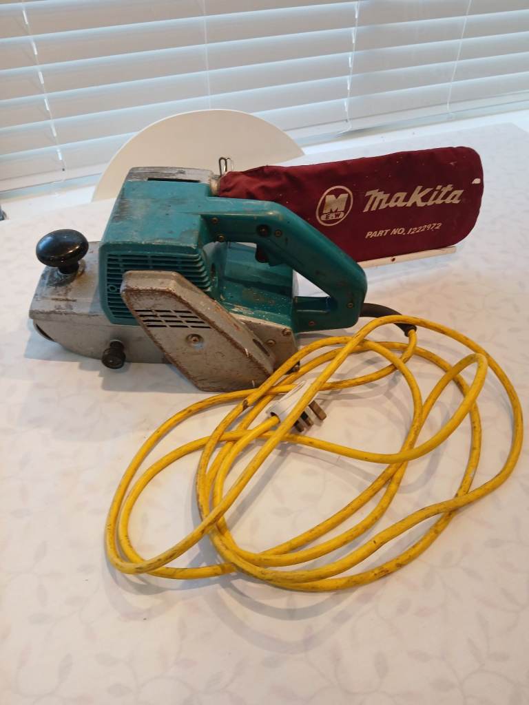 Vintage Makita belt sander Model 9401