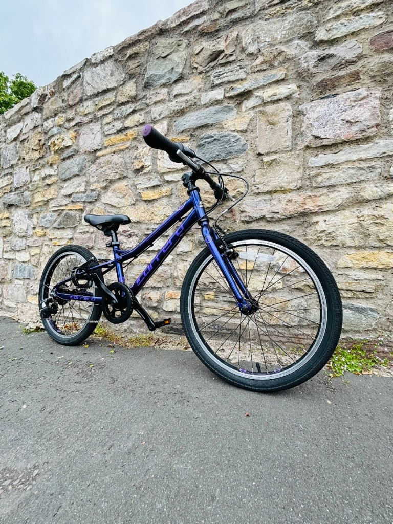 CARRERA 20" KIDS BIKE IN EXCELLENT CONDITION 