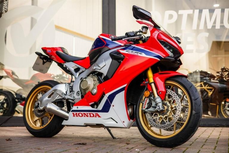 Honda CBR1000RR Fireblade SP ! EXTRAS ! OHLINS ! STUNNING