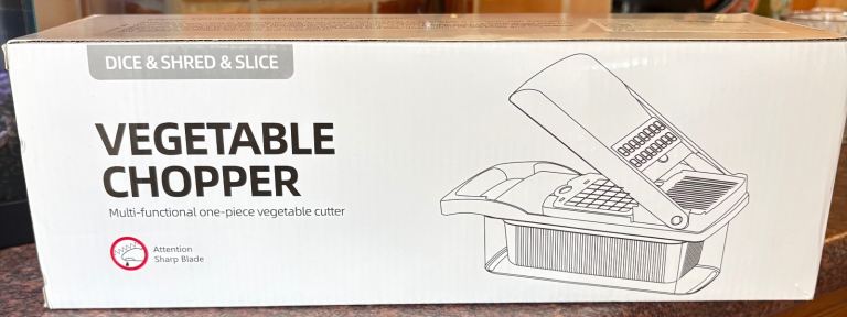Brand new vegetable chopper 