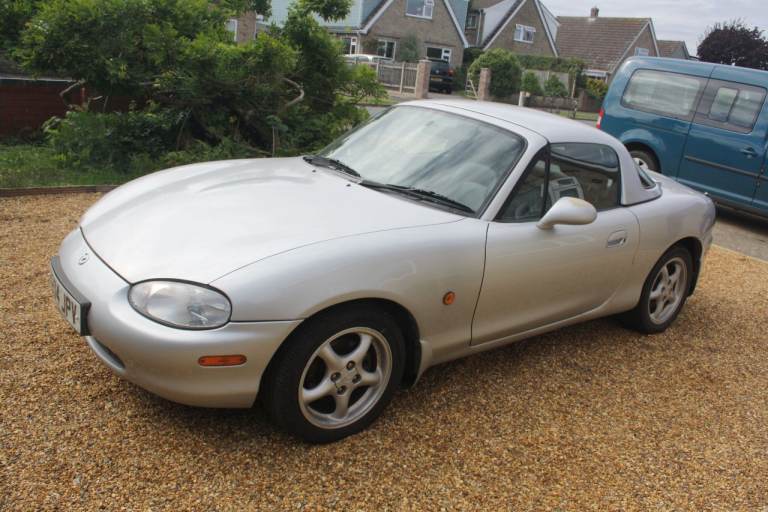 Mazda, MX-5, Convertible, 2000, Manual, 1839 (cc), 2 doors