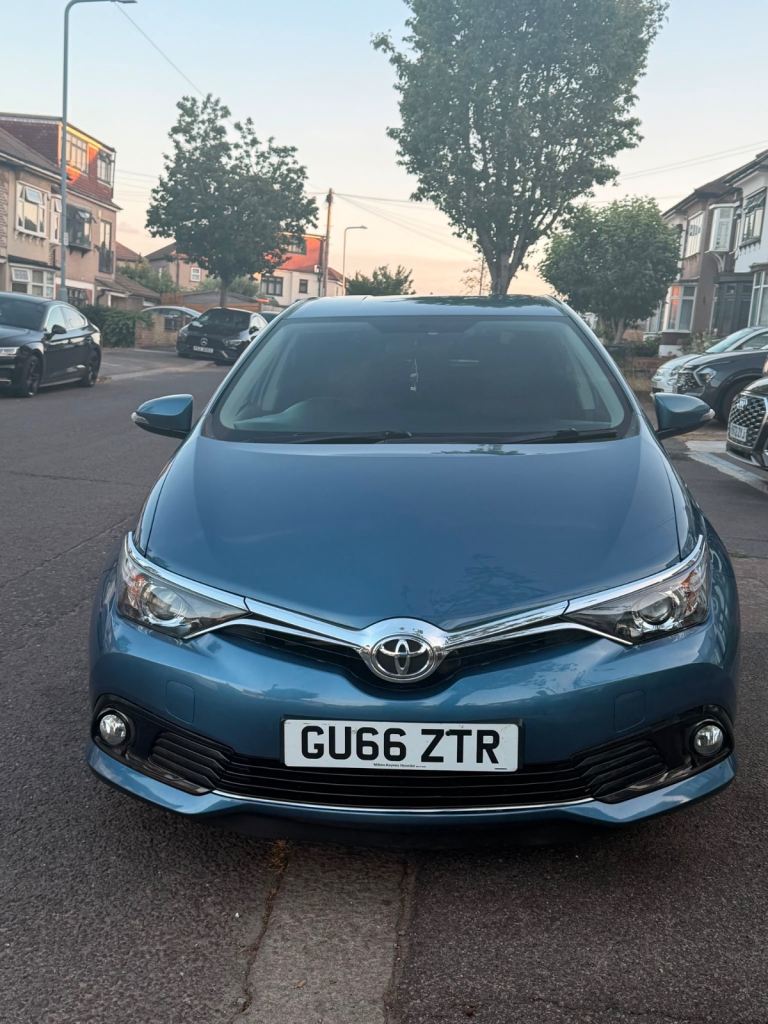 Toyota, AURIS, Hatchback, 2016, Manual, 1197 (cc), 5 doors