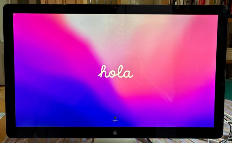 Apple Mac Mini  2014  1TB HDD + Apple 27" Cinema Display