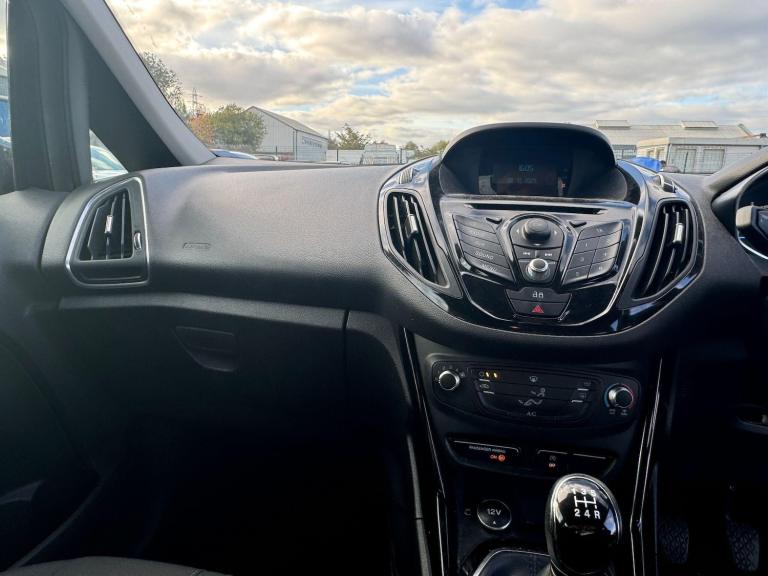 2013 Ford B-MAX 1.0T EcoBoost Zetec Euro 5 (s/s) 5dr MPV Petrol Manual