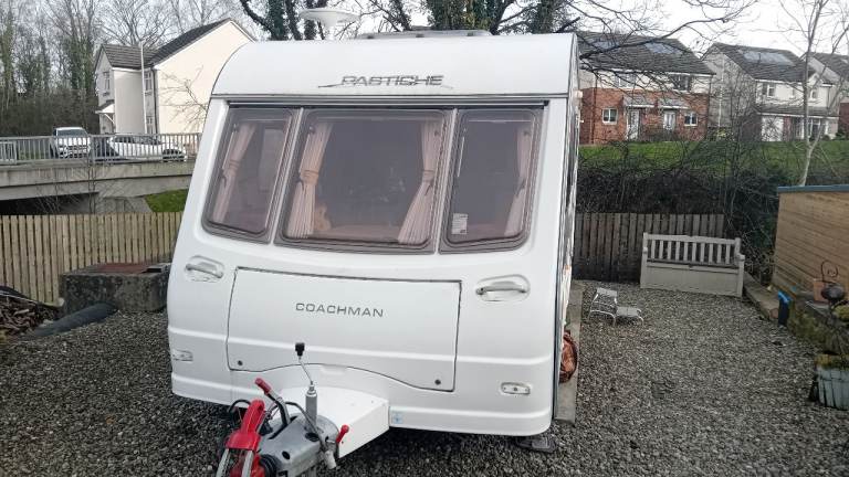 Coachman Pastiche 2003 520/4 - £4000 ONO