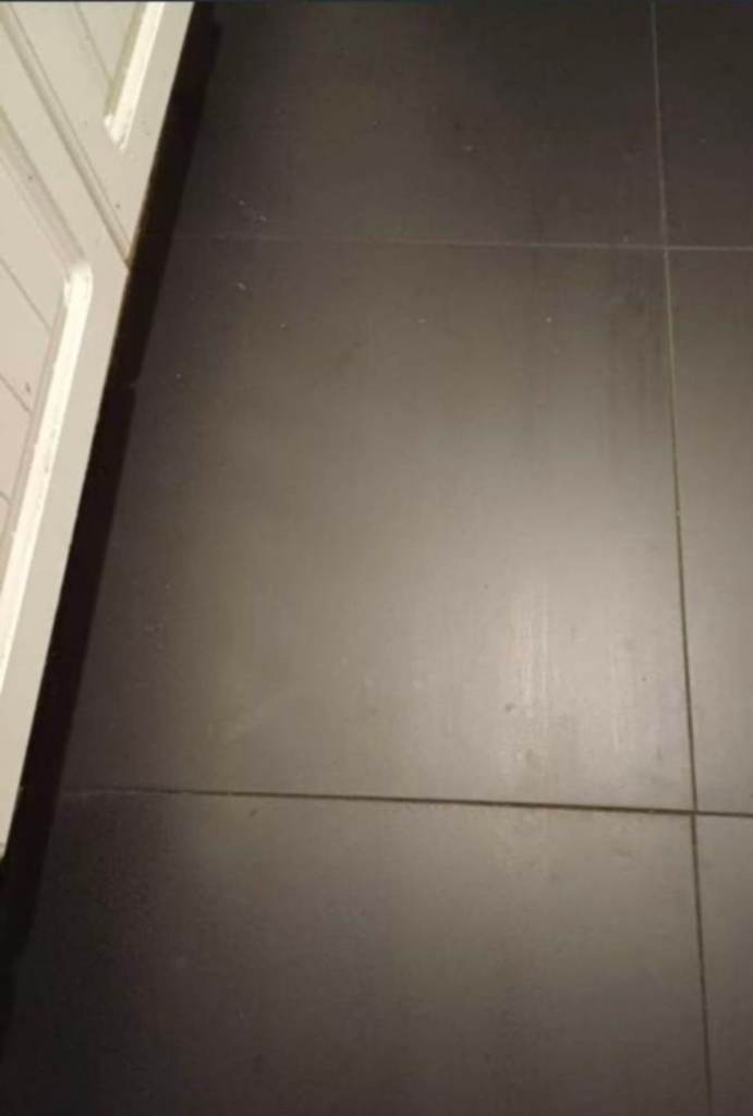 3x 60x60 NEW black floor tiles 
