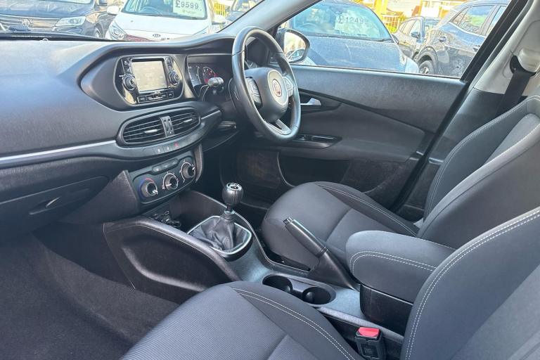  Fiat Tipo 1.4 Mpi Easy Plus Hatchback 5dr Petrol Manual Euro 6 95 Ps Petrol