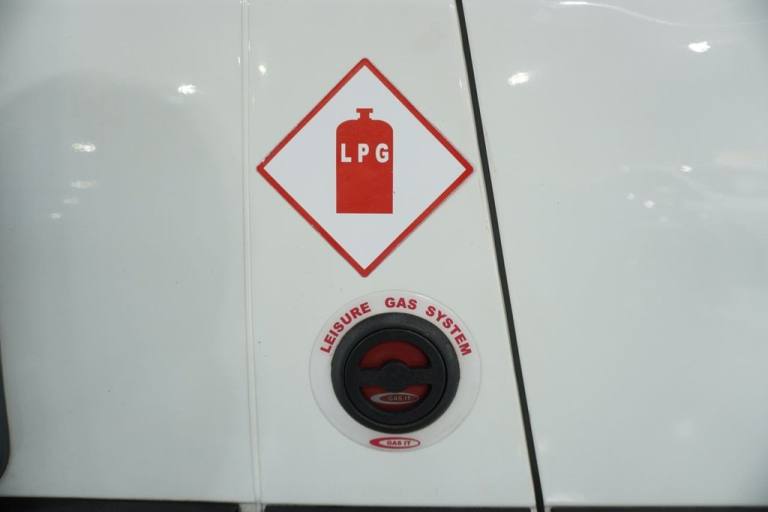 2021 Fiat AUTO-SLEEPERS WARWICK XL 2.3 MultiJetII 35 Maxi Panel Van 5dr Diesel Manual LX H2 Euro ...