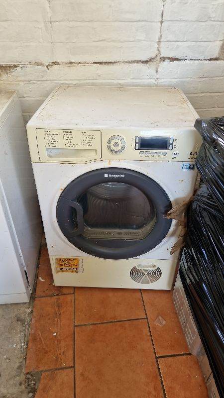 Hotpoint 9kg Condenser Tumble Dryer – £30 – House Clearance