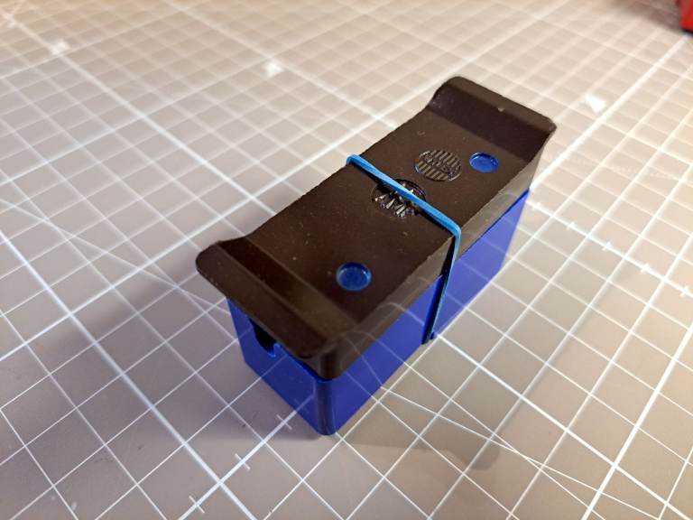New: Wylex Rewireable Fuse and Carrier. BS3036. Size/Rating 15A - R15.