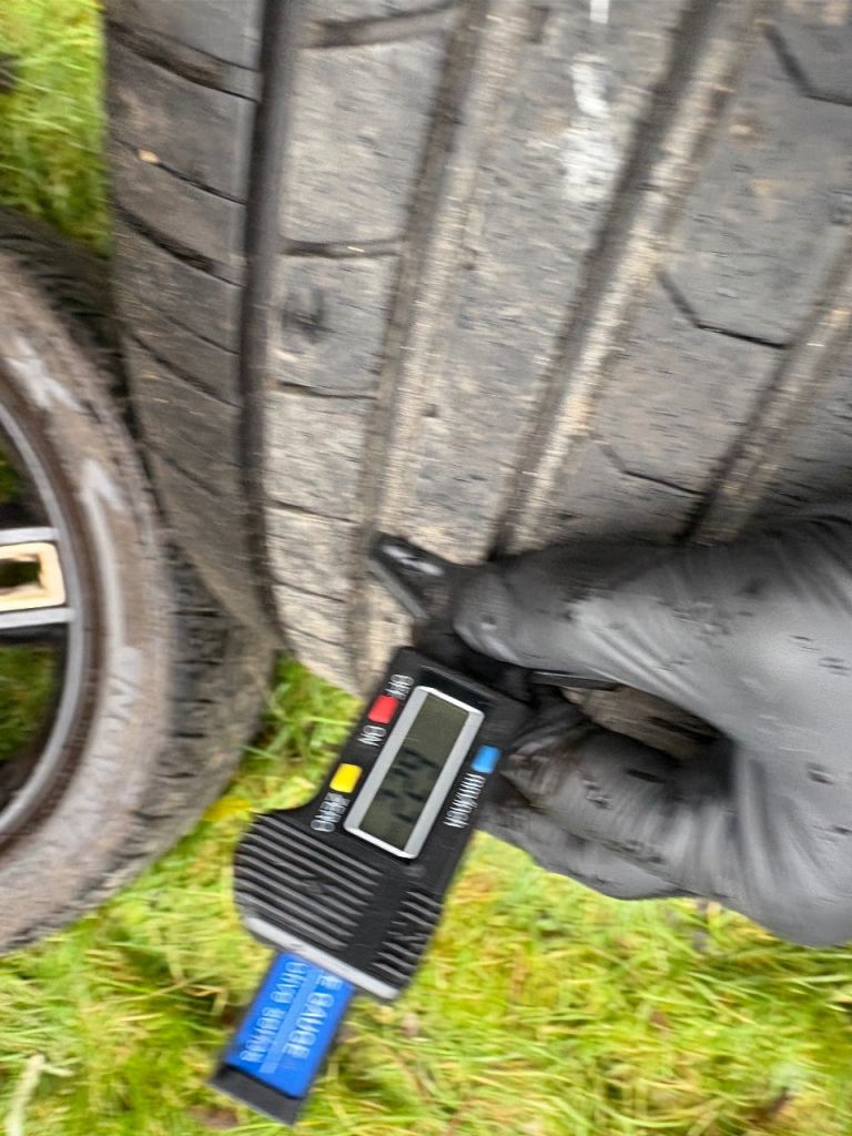 15” 4x108 Ford fiesta zetec ecoboost spoke alloy wheels alloys with tyres black