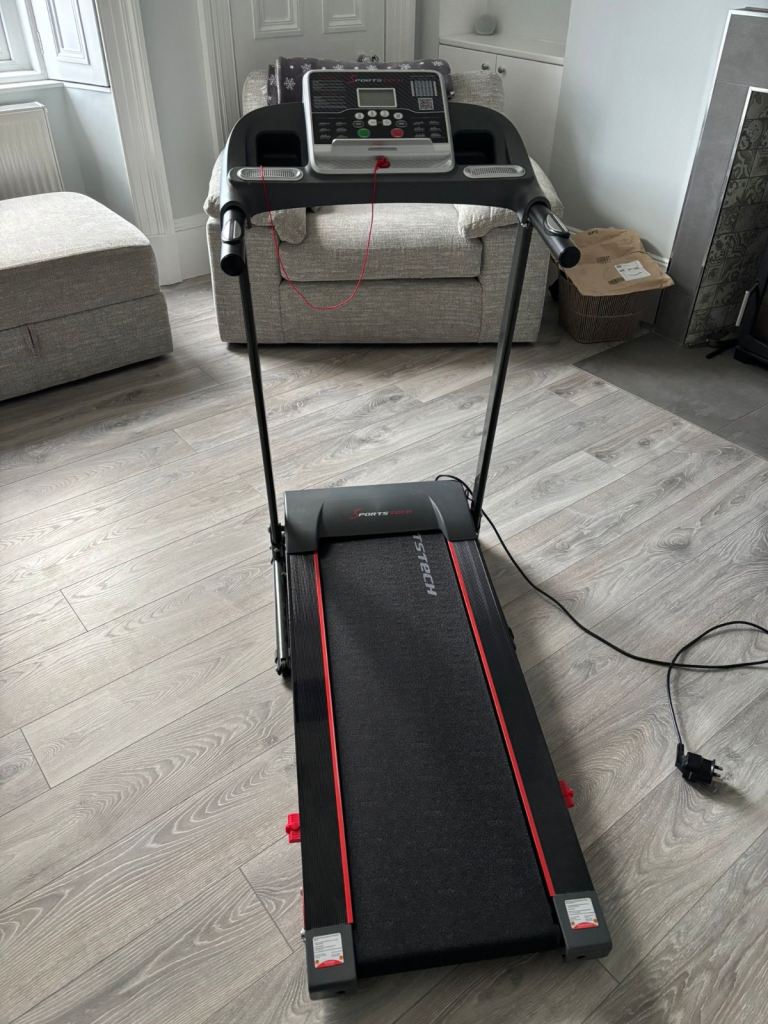 SportsTech Treadmill 