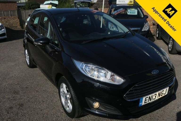 2013 Ford Fiesta 1.6 Zetec 5dr Powershift HATCHBACK PETROL Automatic