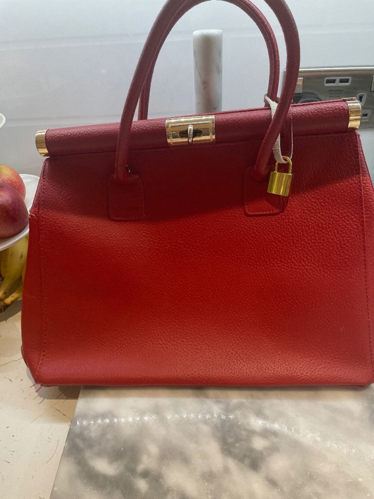 Red Leather Shoulder Bag with Gold Hardware – Good Condition