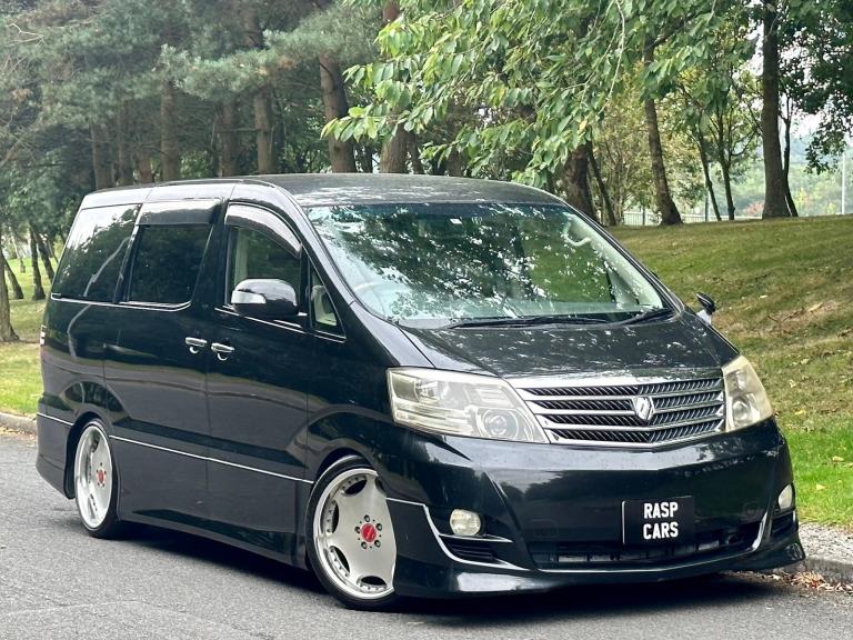 2008 Toyota Alphard 2.4 Petrol - Automatic - Stunning Example