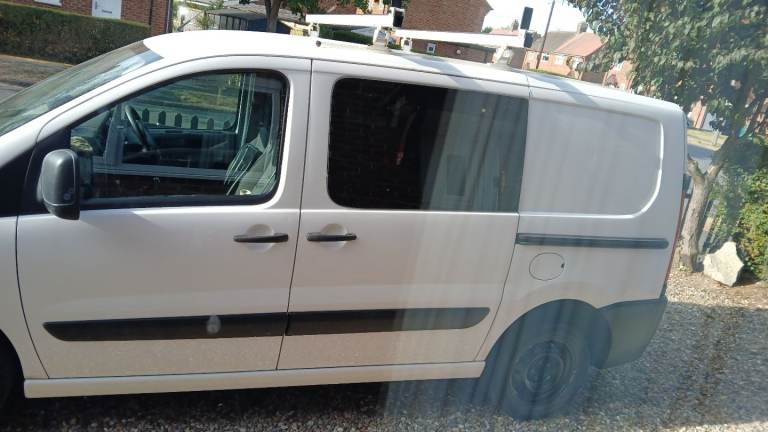 PEUGOET ROOF RACK HEAVY DUTY