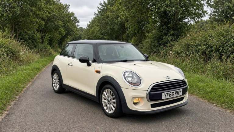 2016 MINI Hatch 1.5 Cooper 3dr HATCHBACK PETROL Manual