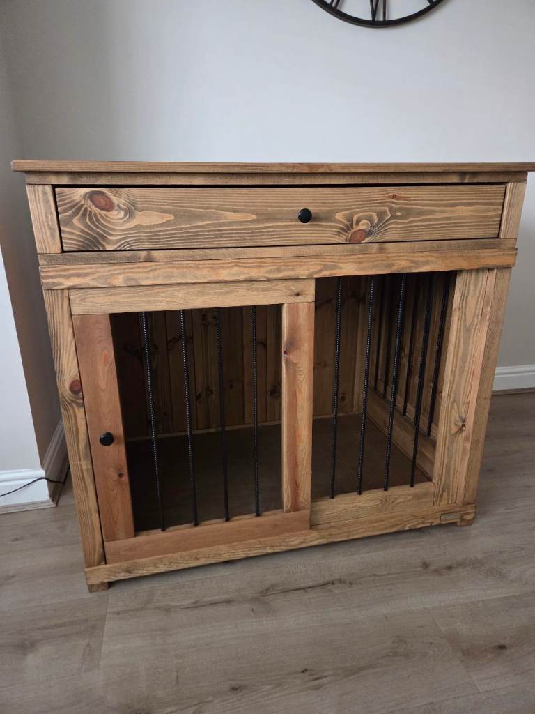 Large Wooden Sliding Door Broadsand Dog Crate with Drawer by Lords & Labradors