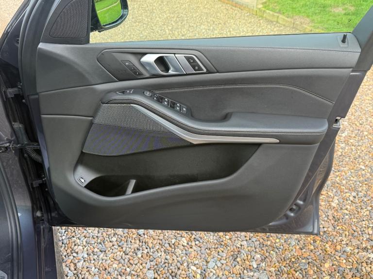 PRISTINE 2020 70 BMW X5 3.0 PETROL HYBRID  xDRIVE 45e - M SPORT - AUTO - 1 OWNER