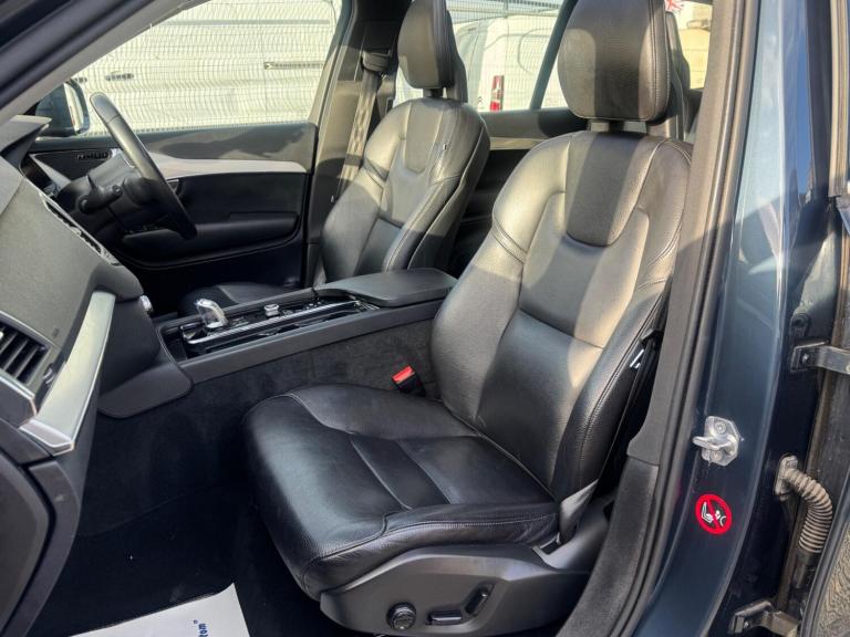 2017 Volvo XC90 2.0 T8 Hybrid Momentum Pro 5dr Geartronic ESTATE PETROL/ELECTRIC Automatic