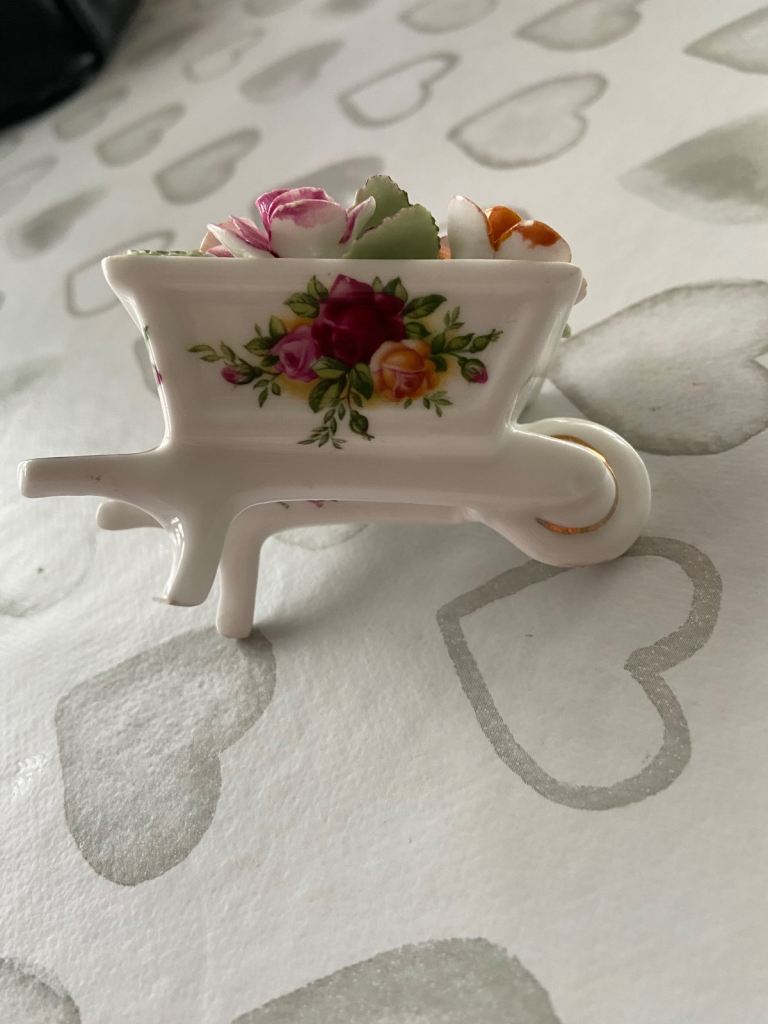 Royal Albert old country roses 