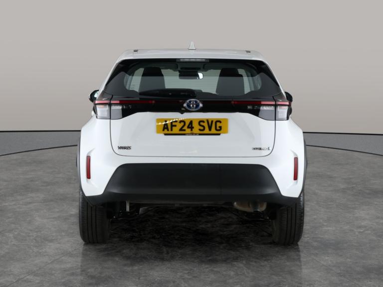 2024 Toyota Yaris Cross 1.5 VVT-h Icon SUV 5dr Petrol Hybrid E-CVT Euro 6 (s/s) (116 ps) - LANE T...