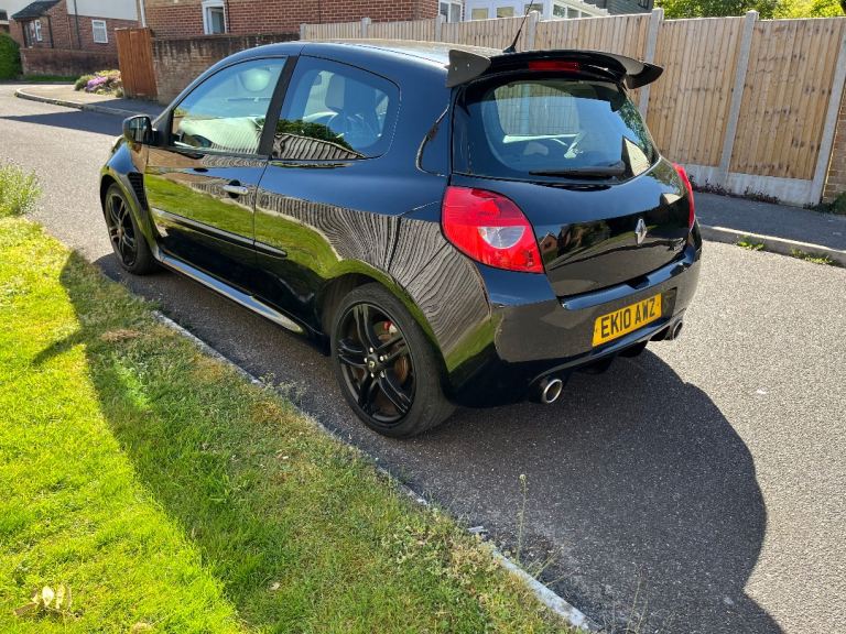 Renault Clio 2.0 Sport RS 200