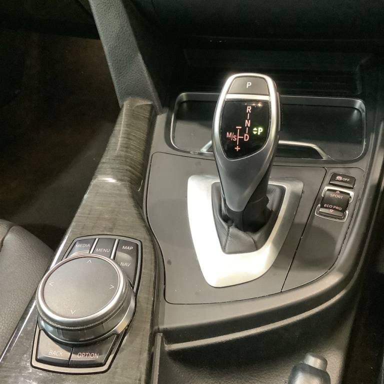 2017 BMW 3 Series Gran Turismo 2.0 320d Luxury GT 5dr Diesel Auto Euro 6 (s/s) (190 ps) Hatchback...