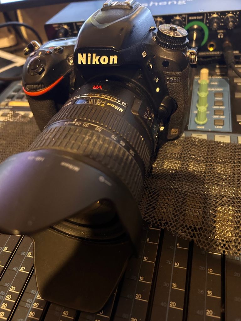 Nikon d750 and Nikon 24-120 vr lens