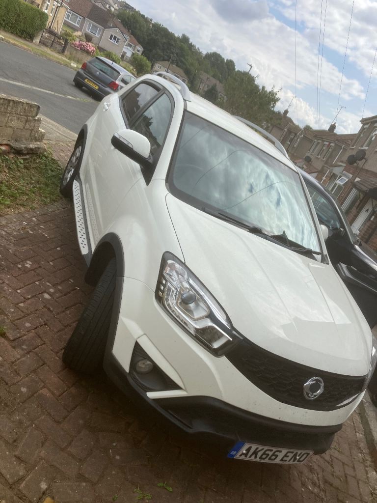 Ssangyong, KORANDO, Estate, 2016, Manual, 2157 (cc), 5 doors
