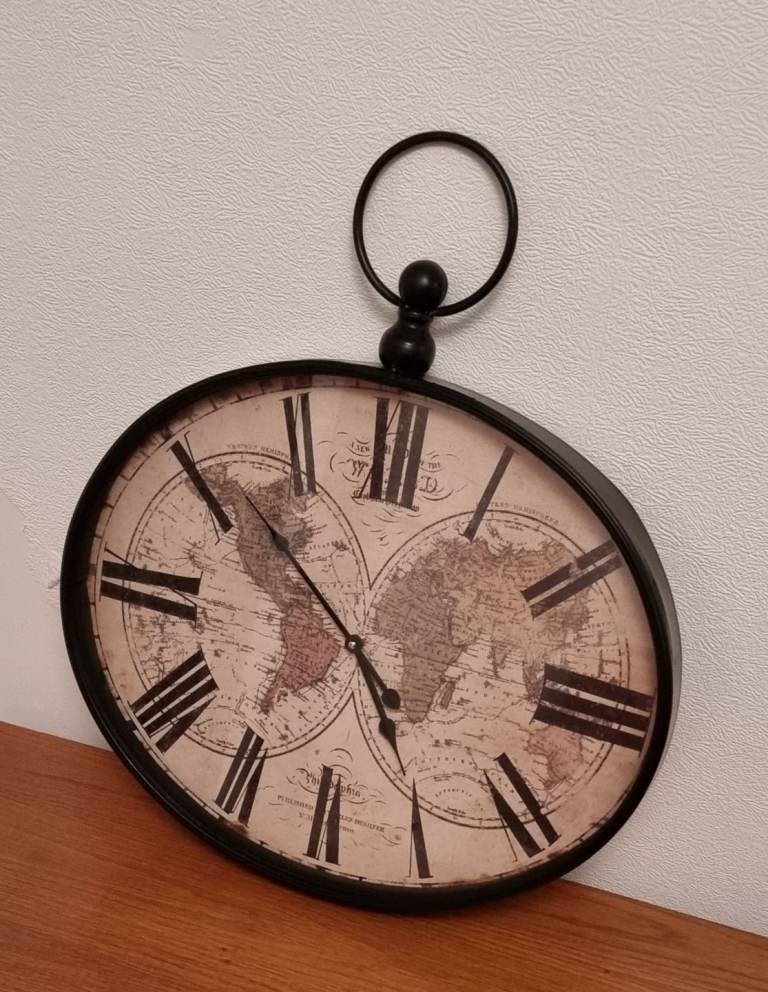 Large Wall Clock - Like New 