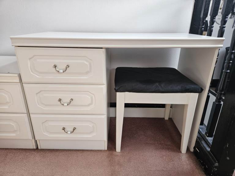 MFI White Dressing Table + Chair + Glass Top - 101cm x 70cm - Crosby, Liverpool