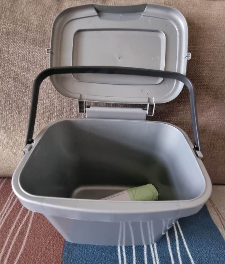 Kitchen 7L Compost Caddy Food Waste Bin & Bags