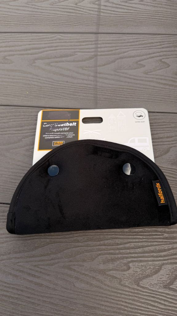 Halfords Easy Seatbelt Adjuster