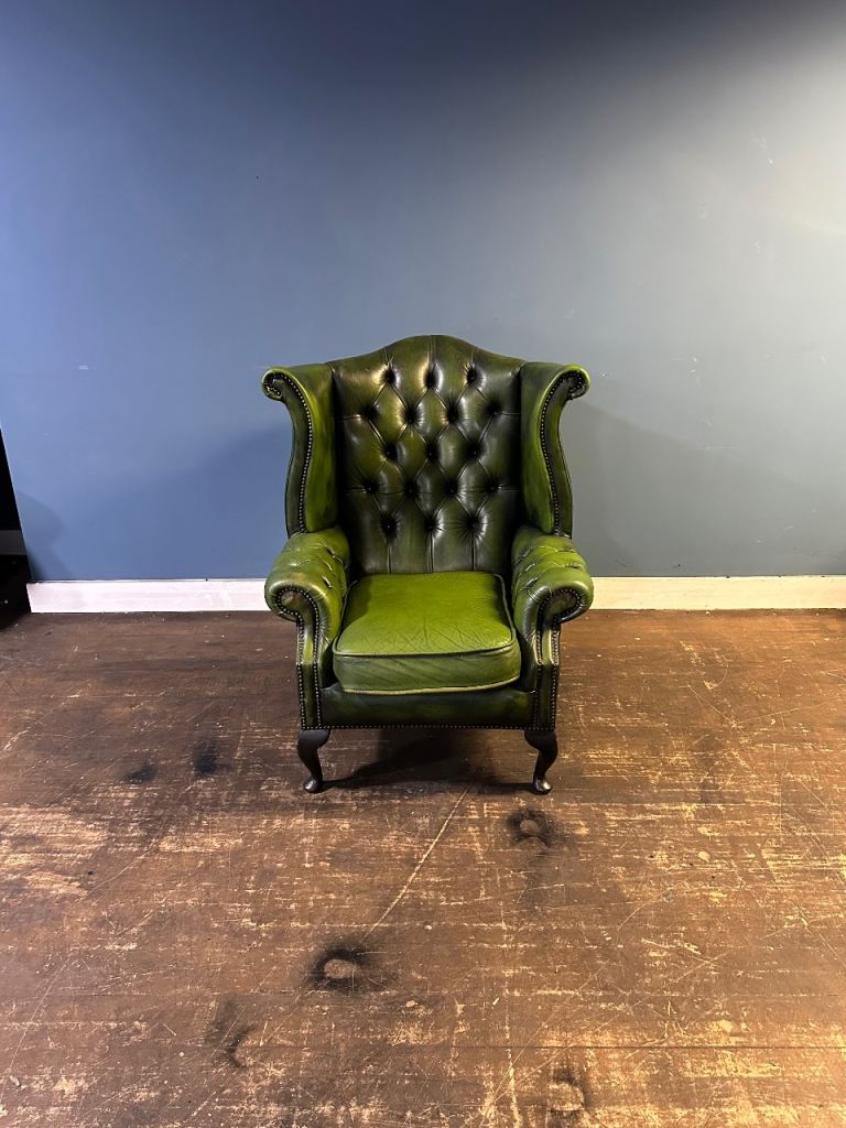 Superb vintage green leather chesterfield Queen Anne wingback chair Uk delivery 