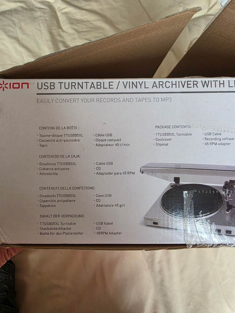 Record turntable, vinyl archiver to mp3 with line input