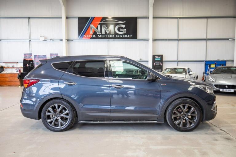 2016 Hyundai Santa Fe 2.2 CRDi Blue Drive Wiggins Edition SUV 5dr Diesel Auto 4WD Euro 6 (s/s) (7...
